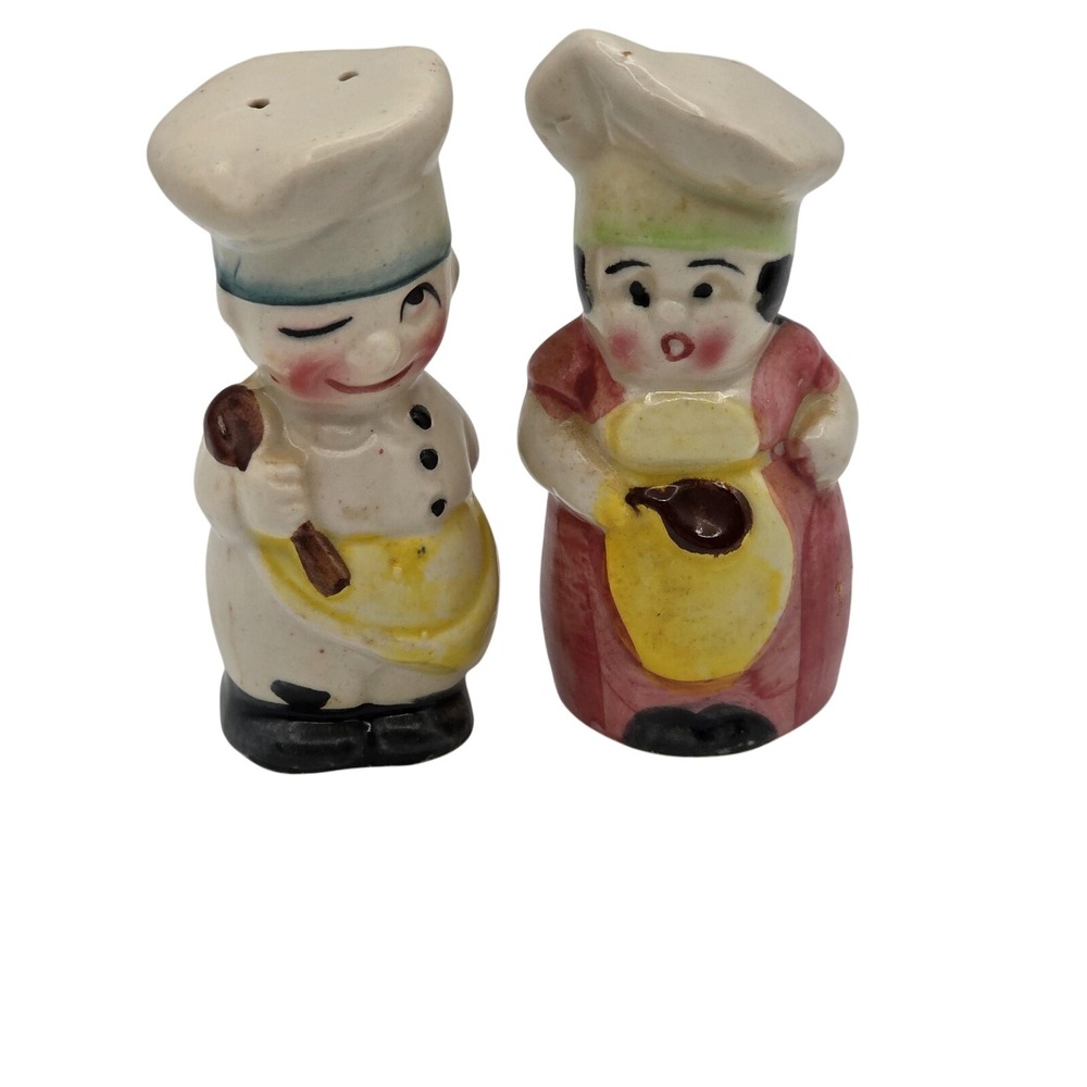 Vintage Ceramic Chef Salt & Pepper Shakers Hand Painted Pair Winking‎ Cook Set